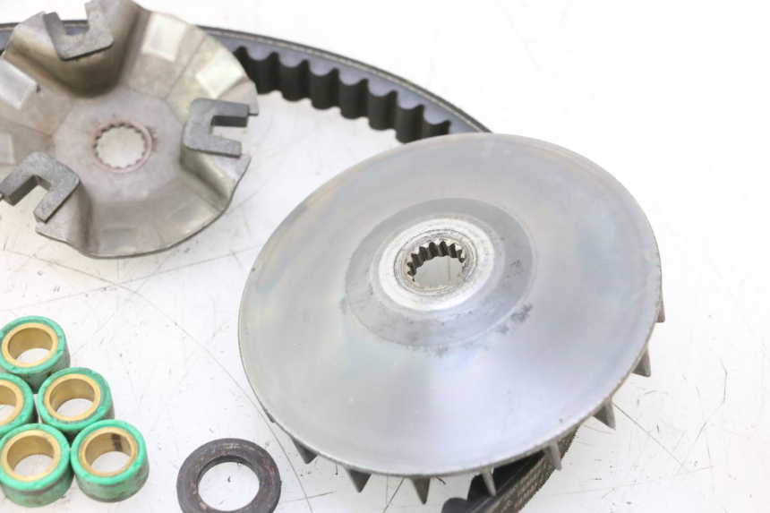 photo de VARIOMETER YAMAHA YP MAJESTY 125 (2007 - 2010) - Details der Befestigungspunkte