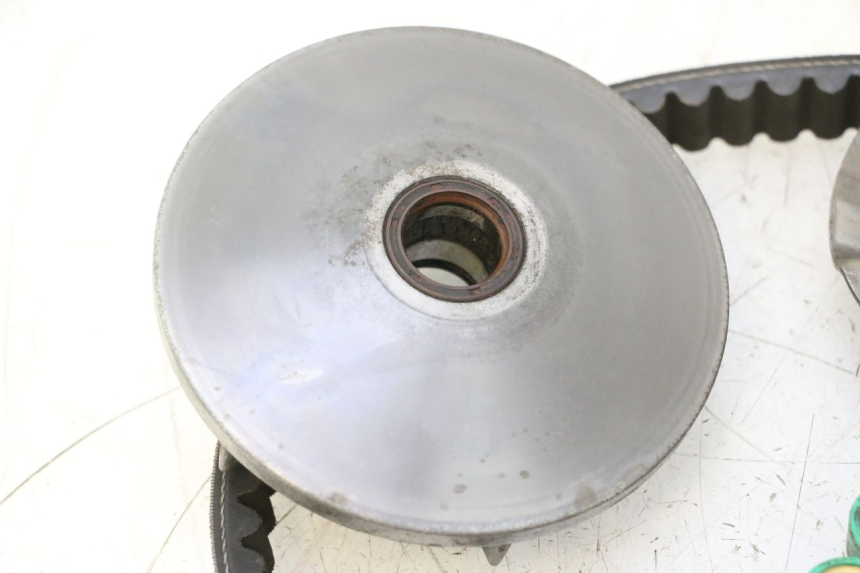photo de VARIOMETER YAMAHA YP MAJESTY 125 (2007 - 2010) - Oberflächenzustand und Material