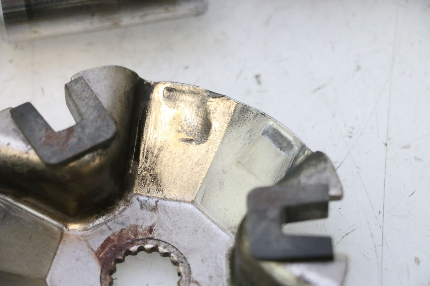 photo de VARIOMETER YAMAHA YP MAJESTY 125 (2002 - 2006) - Oberflächenzustand und Material