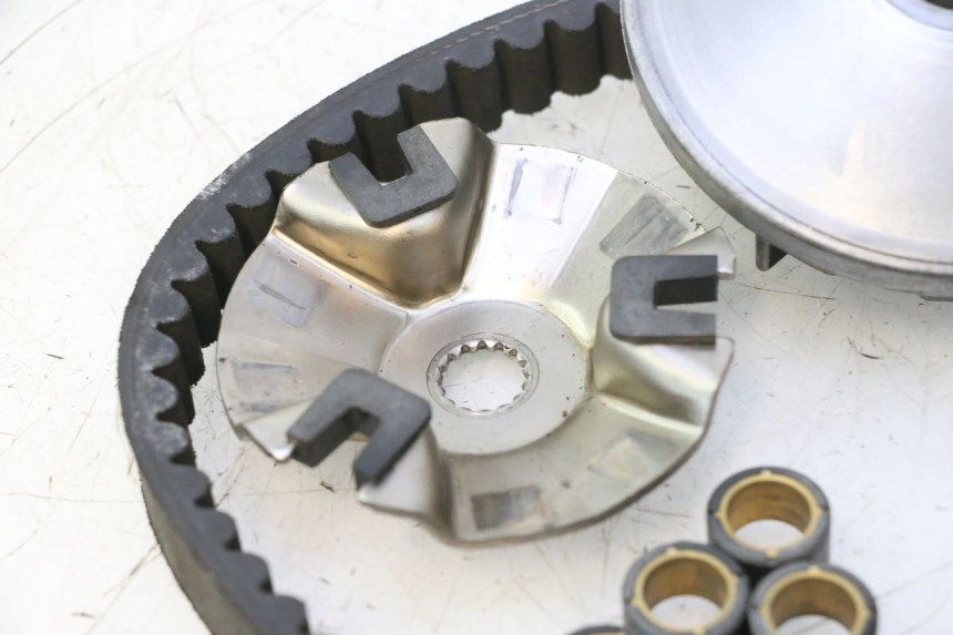 photo de VARIOMETER YAMAHA YP MAJESTY 125 (1998 - 2001) - Details der Befestigungspunkte