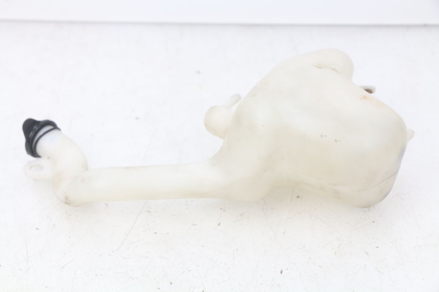 photo de KÜHLWASSERBEHÄLTER HONDA CBR R 125 (2003 - 2006) - Technische Nahaufnahme