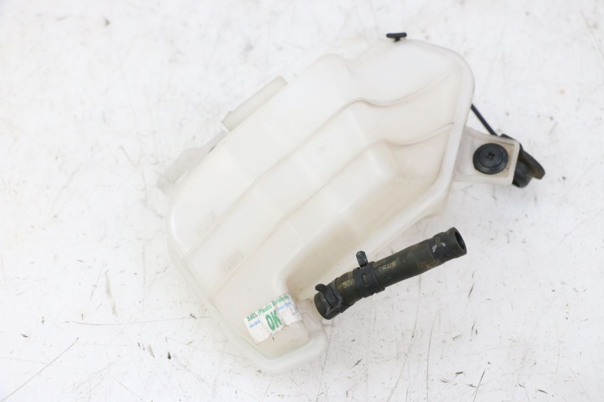 photo de KÜHLWASSERBEHÄLTER BMW G310 R 310 (2016 - 2020) - Technische Nahaufnahme