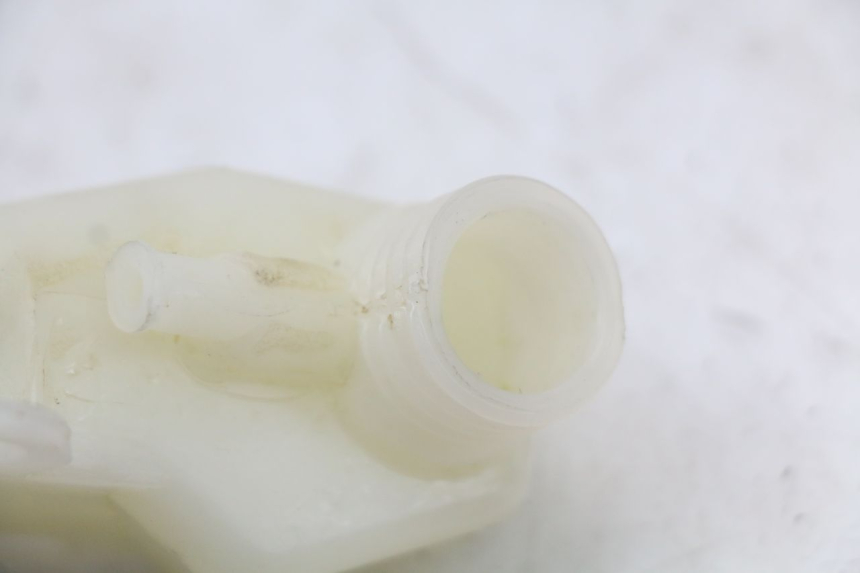 photo de KÜHLWASSERBEHÄLTER HUSQVARNA SVARTPILEN 401 (2018 - 2023) - Alternative Perspektive