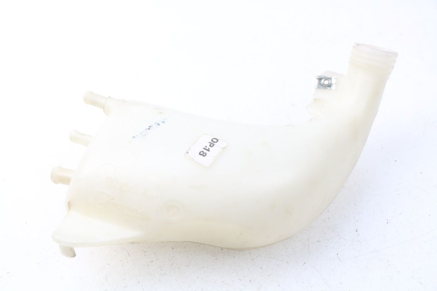 photo de KÜHLWASSERBEHÄLTER PIAGGIO MP3 HPE 500 (2019 - 2022) - Alternative Perspektive