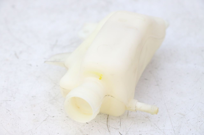 photo de KÜHLWASSERBEHÄLTER PIAGGIO MP3 HPE 310 (2024 - 2025) - Detailansicht des Bauteils