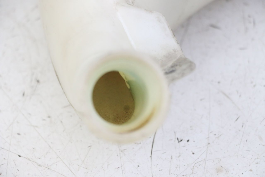 photo de AUSGLEICHSBEHÄLTER PIAGGIO MP3 500 (2011 - 2015) - Details der Befestigungspunkte