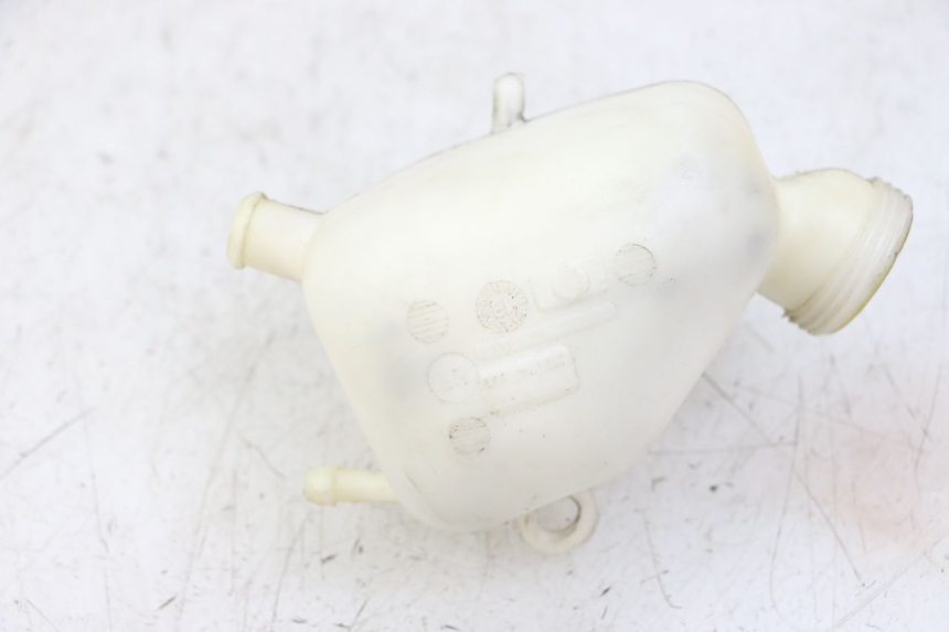 photo de KÜHLWASSERBEHÄLTER PEUGEOT SATELIS 125 (2013 - 2018) - Zoom auf Gebrauchszustand