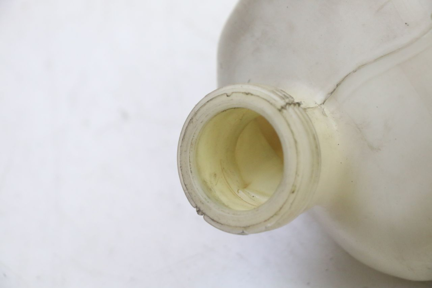 photo de AUSGLEICHSBEHÄLTER PEUGEOT SATELIS 125 (2010 - 2012) - Zoom auf Gebrauchszustand