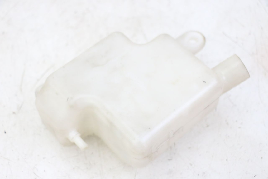 photo de KÜHLWASSERBEHÄLTER SUZUKI BURGMAN 125 (2015 - 2017) - Zoom auf Gebrauchszustand