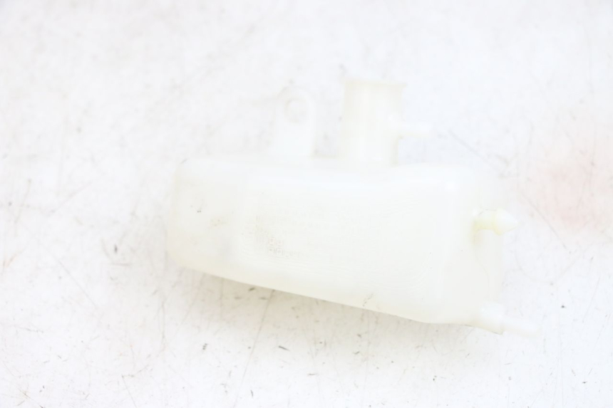 photo de KÜHLWASSERBEHÄLTER YAMAHA TRICITY 300 (2020 - 2024) - Alternative Perspektive