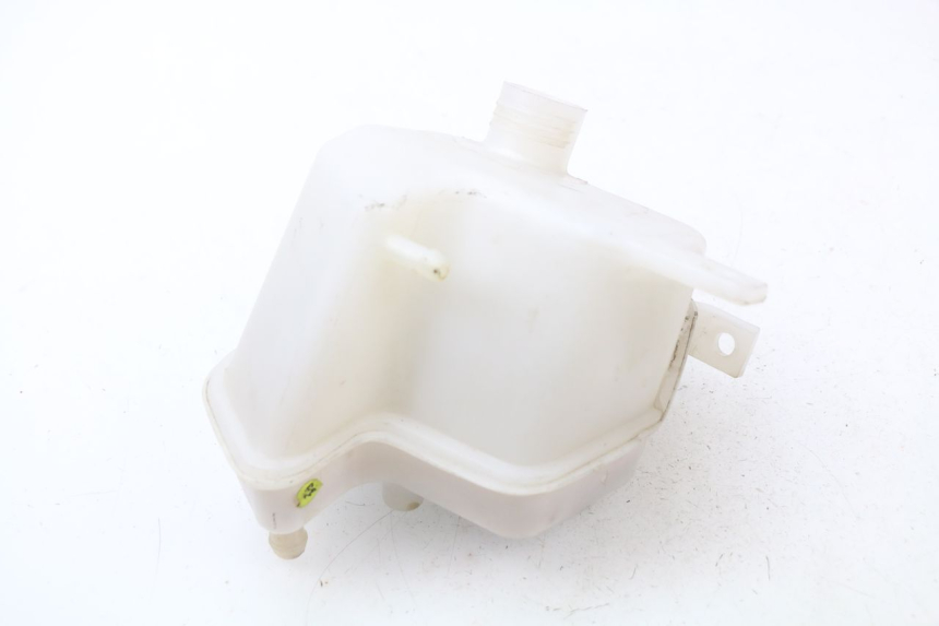 photo de KÜHLWASSERBEHÄLTER PIAGGIO VESPA GTS IE ABS 300 (2016 - 2018) - Zoom auf Gebrauchszustand