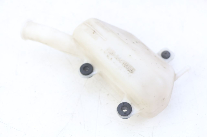 photo de AUSGLEICHSBEHÄLTER HONDA VT C SHADOW 125 (1999 - 2007) - Alternative Perspektive