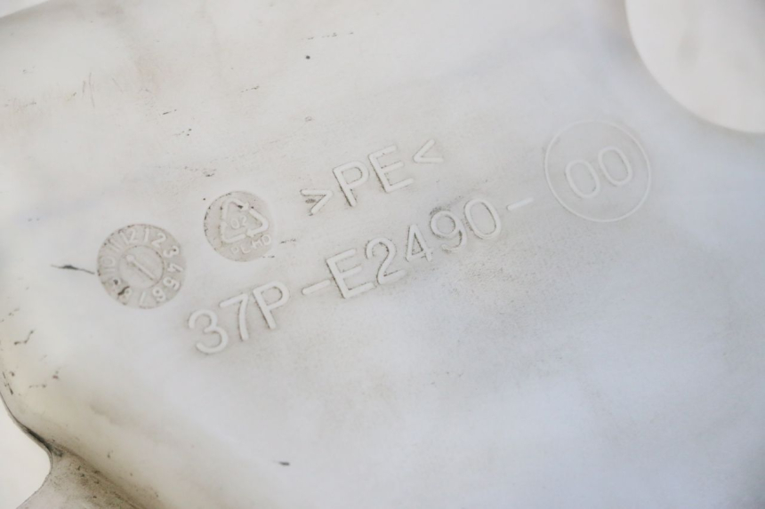 photo de KÜHLWASSERBEHÄLTER YAMAHA X-MAX XMAX 125 (2010 - 2013) - Details der Befestigungspunkte