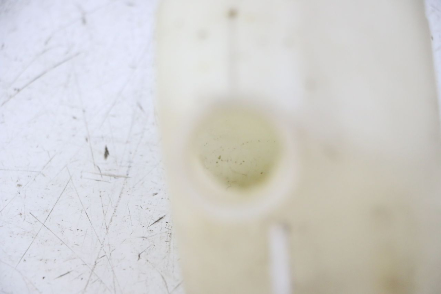 photo de KÜHLWASSERBEHÄLTER YAMAHA XJ6 ABS 600 (2008 - 2016) - Detailansicht des Bauteils