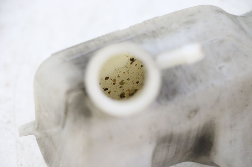 photo de KÜHLWASSERBEHÄLTER YAMAHA FZS FAZER 600 (2001 - 2003) - Details der Befestigungspunkte