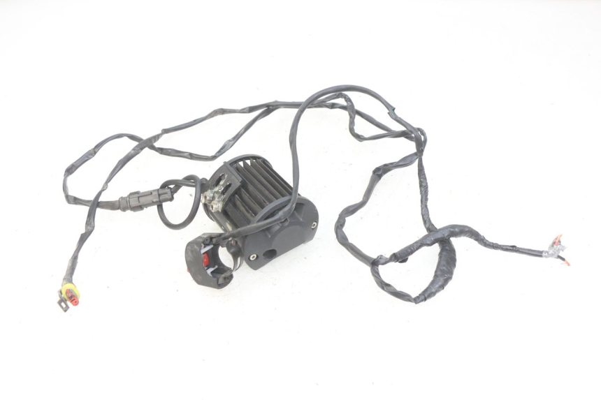 photo de STANDLICHT HONDA CB R 1000 (2018 - 2023) - Detailansicht des Bauteils