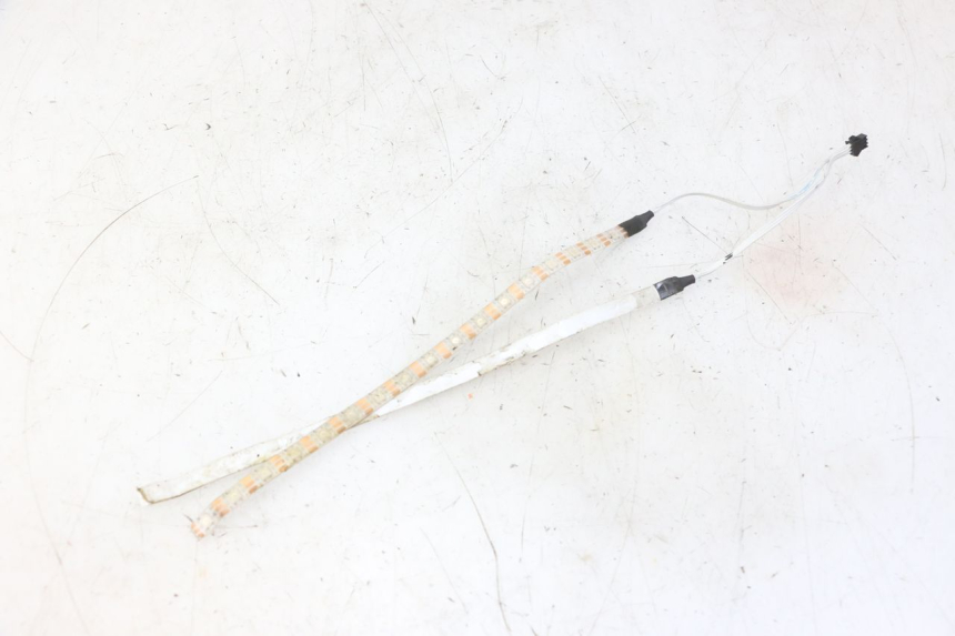 photo de KONTROLLLAMPE HITWAY H5 1 - Alternative Perspektive