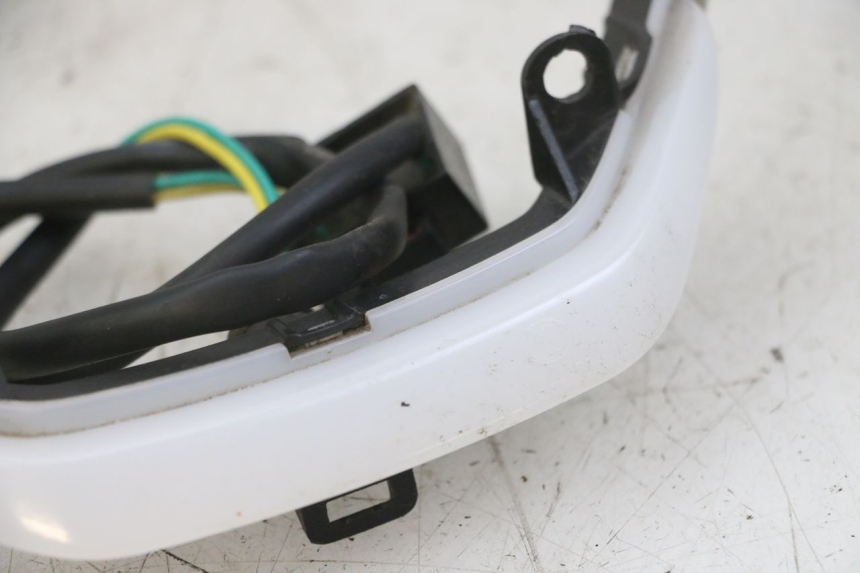 photo de STANDLICHT PEUGEOT KISBEE 4T 50 (2018 - 2022) - Detailansicht des Bauteils