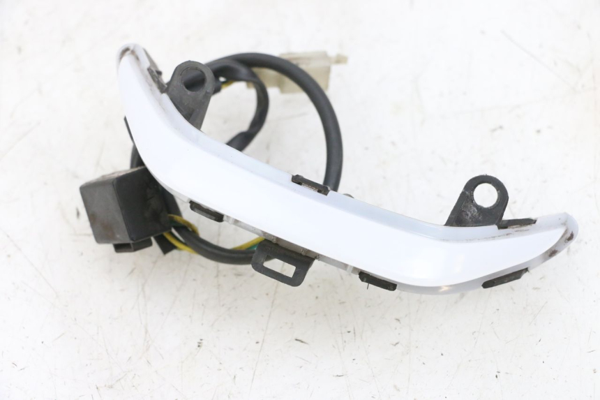 photo de STANDLICHT PEUGEOT KISBEE 4T 50 (2018 - 2022) - Hauptansicht