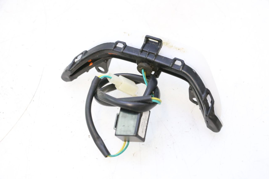 photo de STANDLICHT PEUGEOT KISBEE 4T 50 (2018 - 2022) - Alternative Perspektive