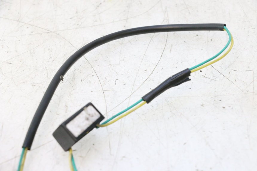 photo de STANDLICHT PEUGEOT KISBEE 4T 50 (2018 - 2022) - Oberflächenzustand und Material