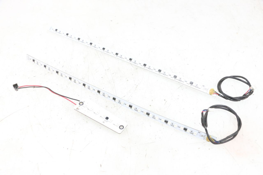 photo de KONTROLLLAMPE DUALTRON VICTOR LIMITED 1 - Hauptansicht