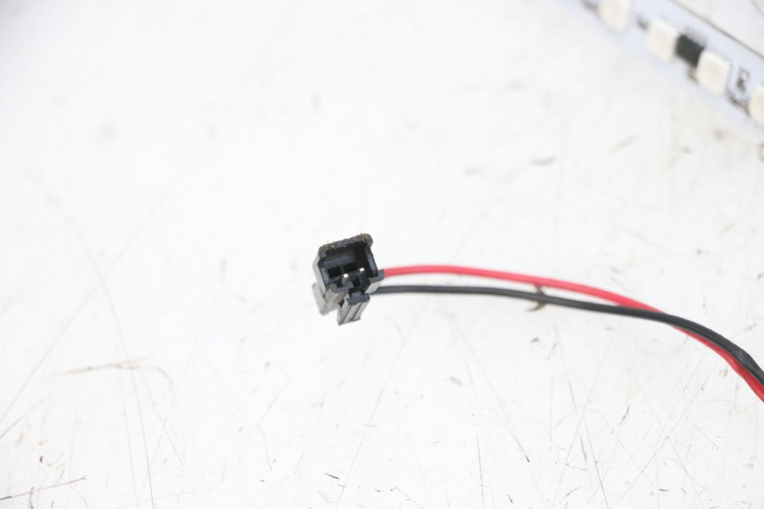 photo de KONTROLLLAMPE DUALTRON VICTOR LIMITED 1 - Charakteristische Merkmale