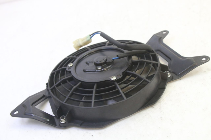 photo de VENTILATOR QUADRO 4 4D 350 (2015 - 2018) - Alternative Perspektive