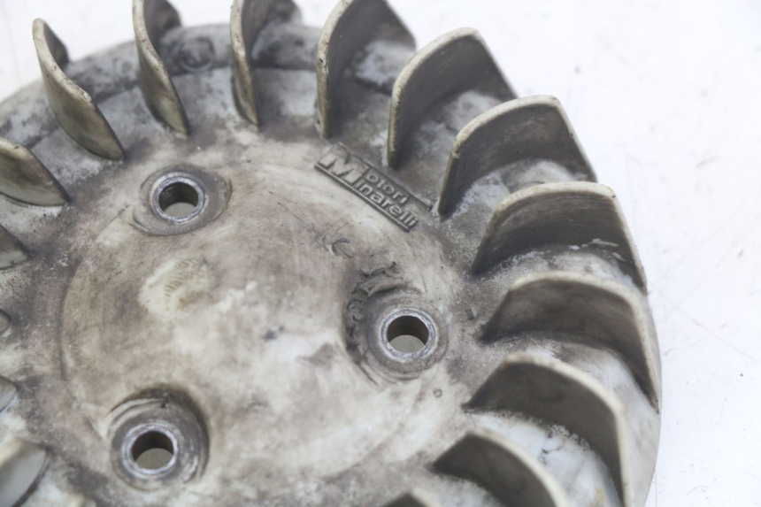 photo de LüFTER MBK BOOSTER SPIRIT 50 (1999 - 2003) - Zoom auf Gebrauchszustand