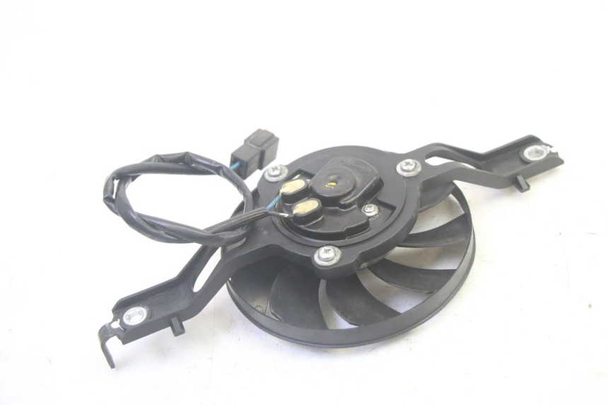 photo de VENTILATOR SUZUKI BURGMAN 125 (2007 - 2014) - Alternative Perspektive