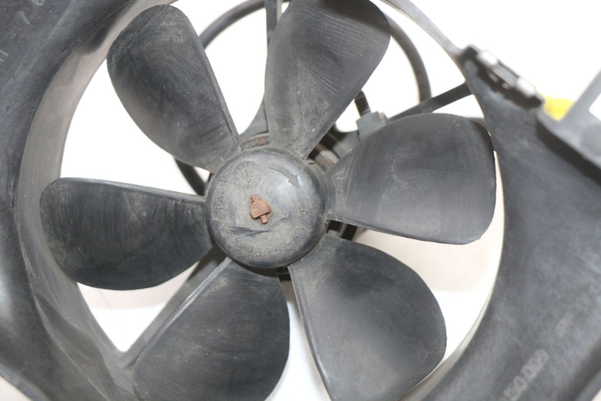 photo de VENTILATOR BMW C1 125 (2000 - 2003) - Zoom auf Gebrauchszustand