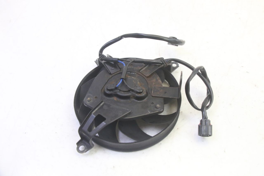 photo de VENTILATOR SUZUKI DL V STROM 1000 (2002 - 2007) - Detailansicht des Bauteils