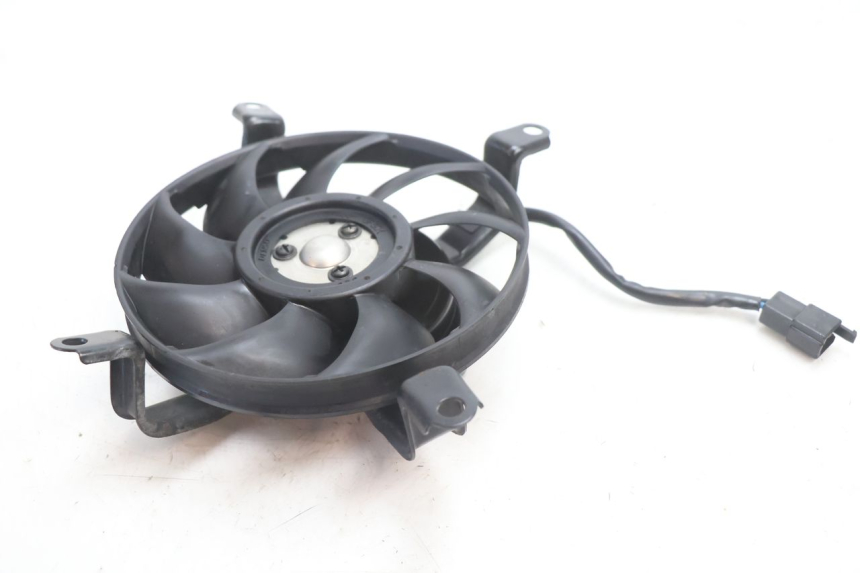 photo de VENTILATOR KAWASAKI ER-6 ER6 N 650 (2005 - 2009) - Detailansicht des Bauteils
