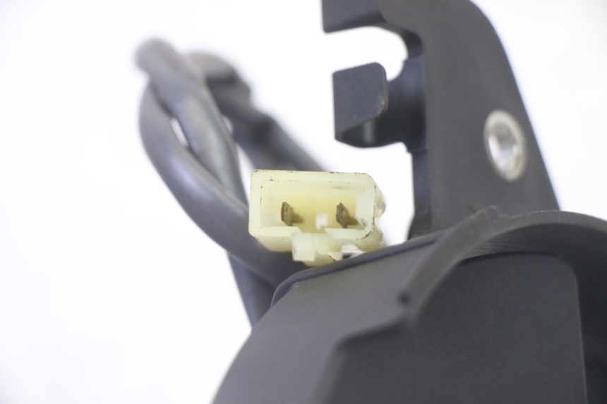 photo de LÜFTER HONDA FES S-WING SWING ABS 125 (2007 - 2015) - Technische Nahaufnahme