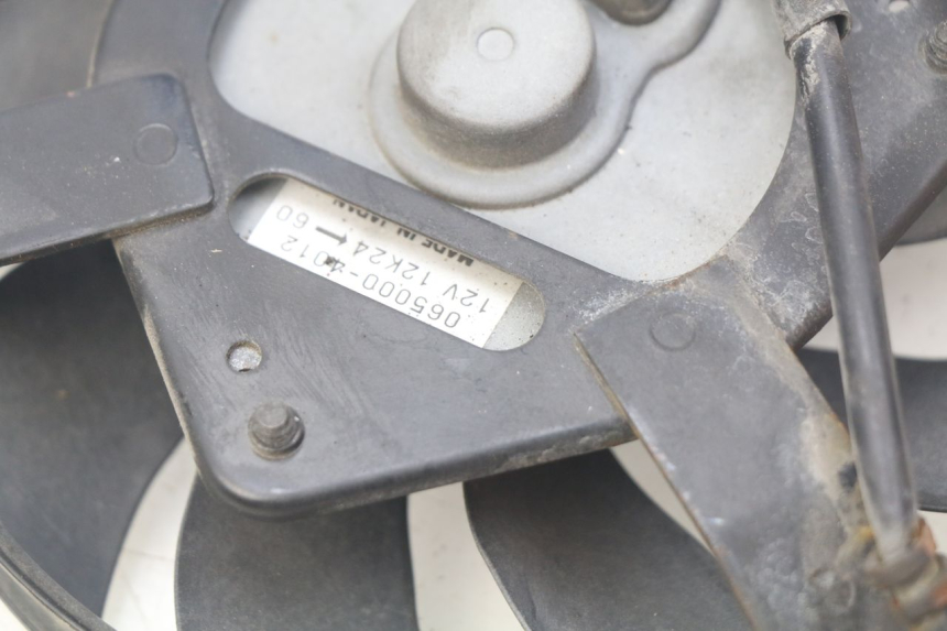 photo de LüFTER YAMAHA FJR ABS 1300 (2006 - 2012) - Detailansicht des Bauteils