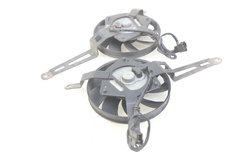 photo de LüFTER YAMAHA FJR ABS 1300 (2006 - 2012) - Zoom auf Gebrauchszustand