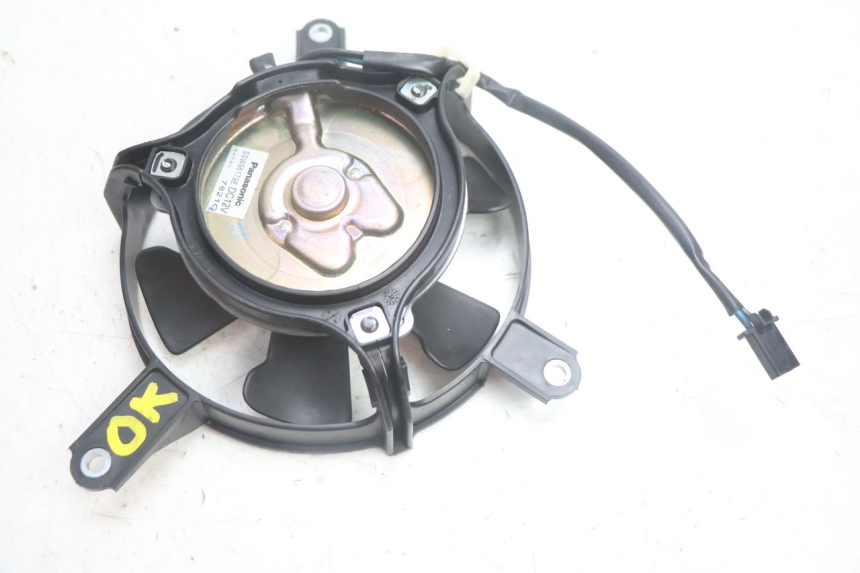 photo de VENTILATOR HONDA FJS SILVER WING SILVERWING 400 (2005 - 2008) - Alternative Perspektive