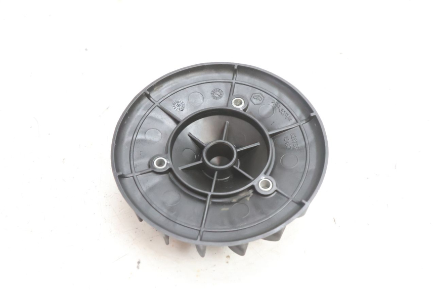 photo de VENTILATOR PIAGGIO FLY 2T 50 (2004 - 2017) - Zoom auf Gebrauchszustand