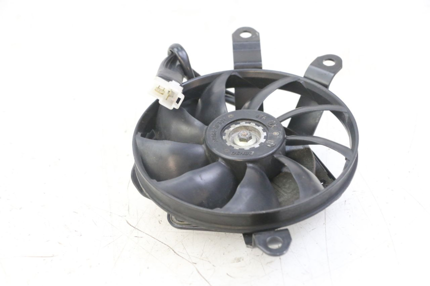 photo de VENTILATOR YAMAHA FZ1 FAZER 1000 (2007 - 2009) - Zoom auf Gebrauchszustand