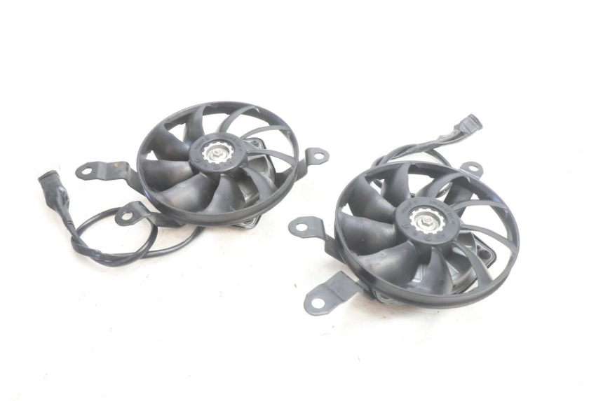 photo de VENTILATOR YAMAHA FZ8 800 (2010 - 2016) - Hauptansicht