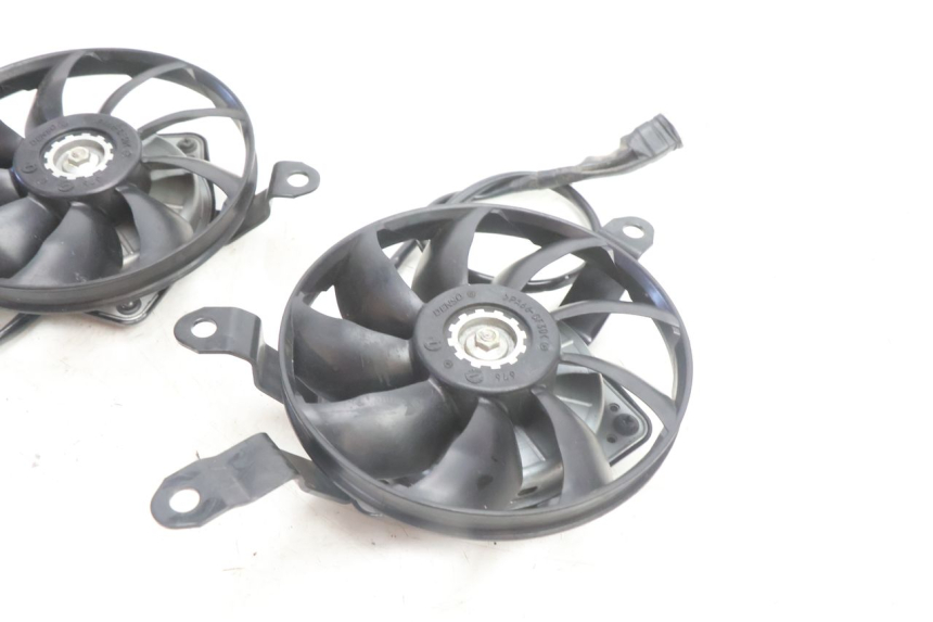photo de VENTILATOR YAMAHA FZ8 800 (2010 - 2016) - Zoom auf Gebrauchszustand