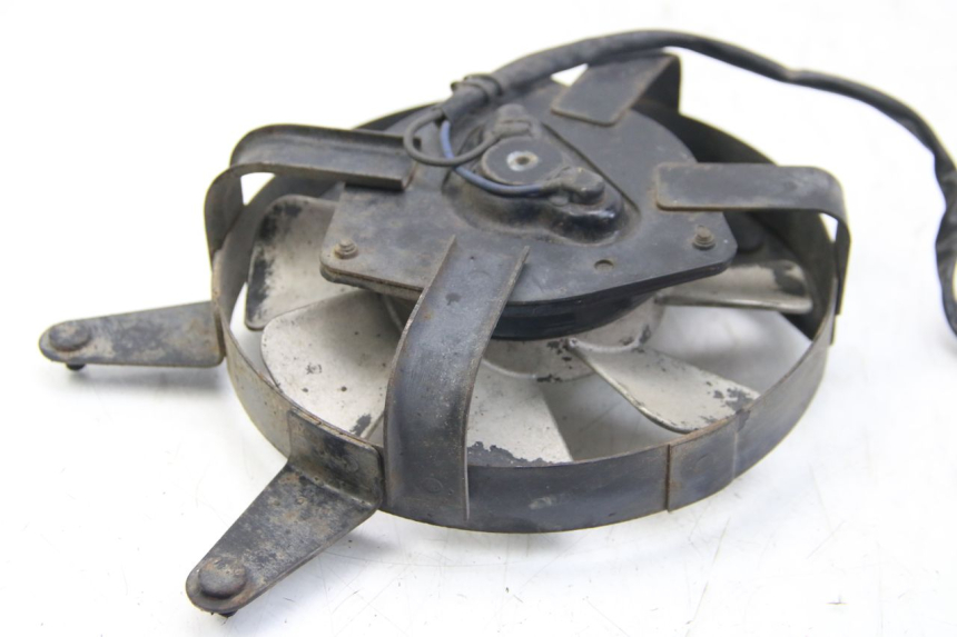 photo de LüFTER YAMAHA FZS FAZER 600 (2001 - 2003) - Detailansicht des Bauteils