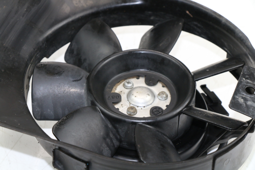 photo de VENTILATOR YAMAHA FZX FAZER 750 (1987 - 1998) - Alternative Perspektive