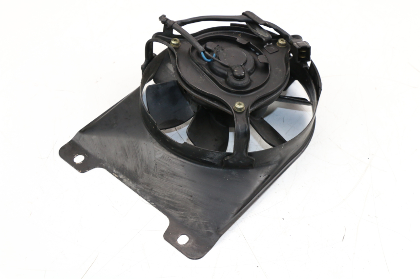 photo de VENTILATOR YAMAHA FZX FAZER 750 (1987 - 1998) - Geprüftes Gebrauchtteil