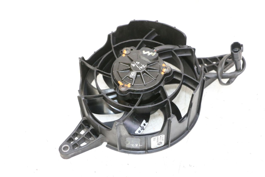 photo de VENTILATOR BMW G310 R 310 (2016 - 2020) - Technische Nahaufnahme
