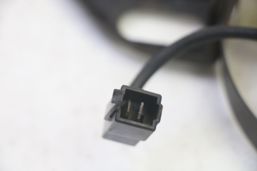 photo de VENTILATOR KAWASAKI GPX R WARBIRD 600 (1988 - 1993) - Oberflächenzustand und Material