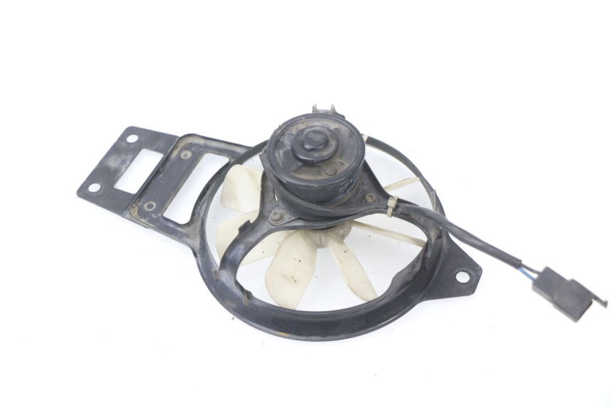 photo de VENTILATOR KAWASAKI GPZ S 500 (1994 - 2005) - Zoom auf Gebrauchszustand