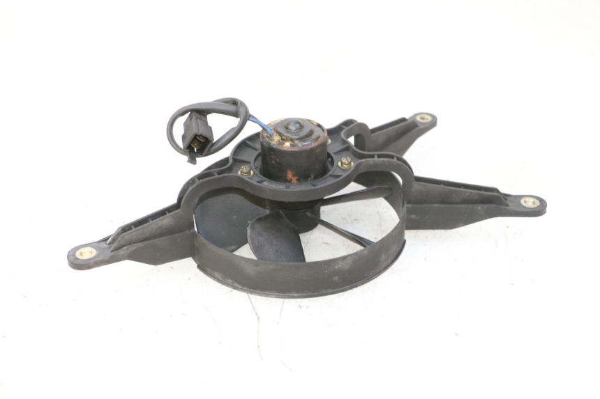 photo de VENTILATOR KYMCO GRAND DINK 125 (2002 - 2007) - Detailansicht des Bauteils