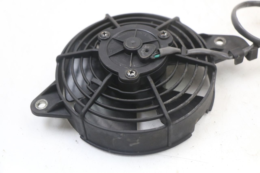 photo de VENTILATOR HONDA FES S-WING SWING 125 (2007 - 2015) - Technische Nahaufnahme
