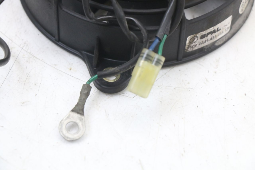 photo de VENTILATOR HONDA NES AROBASE 125 (2000 - 2003) - Details der Befestigungspunkte